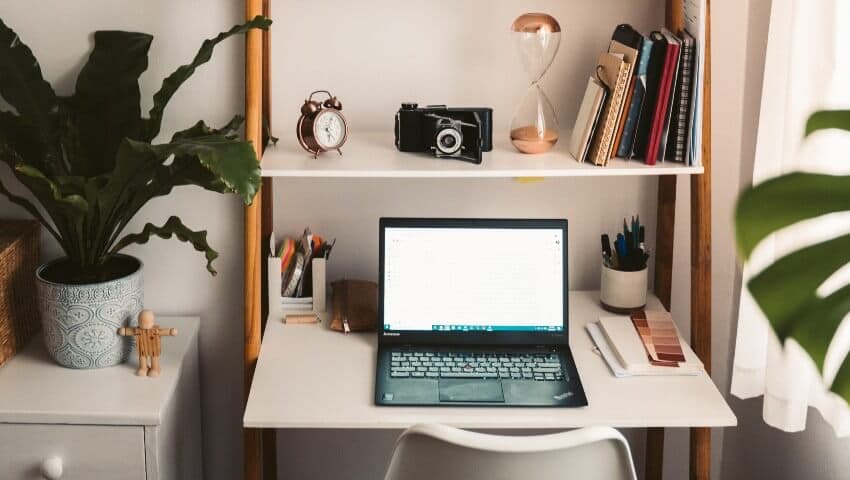 Tips for professional home office desk setup: an ultimate