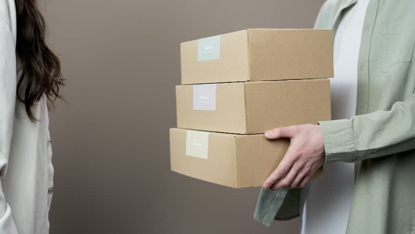 selling on amazon canada