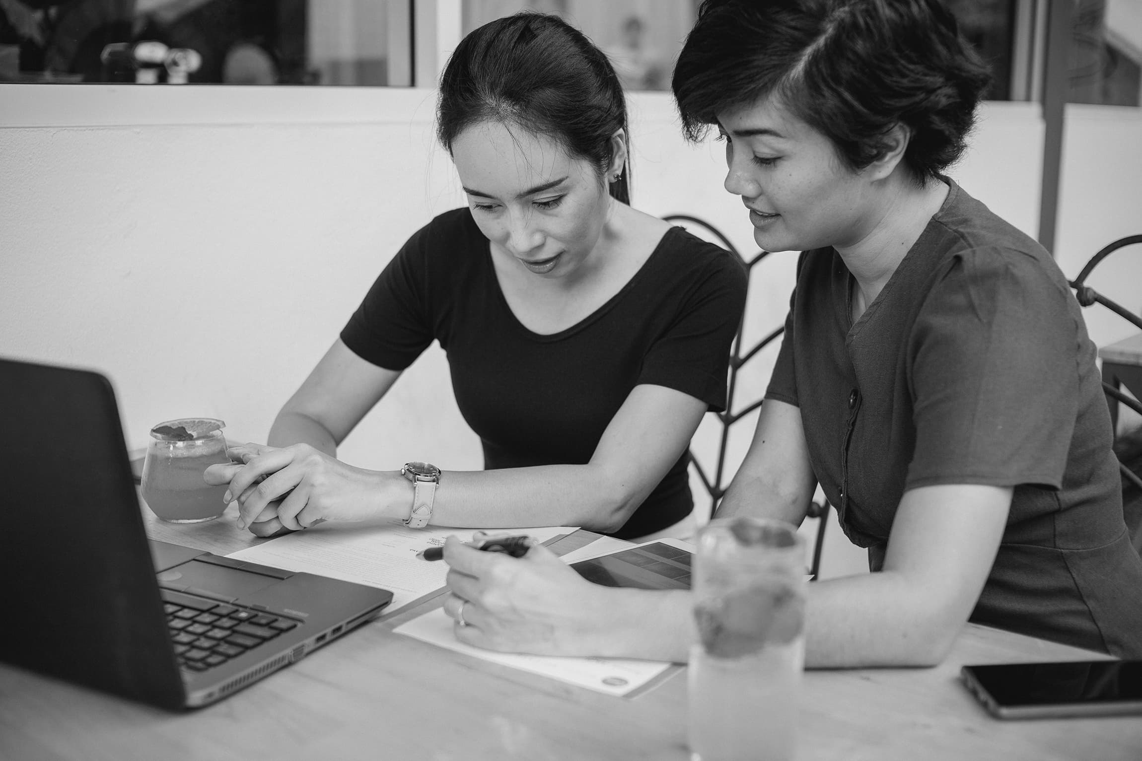 pexels-sam-lion-5710198