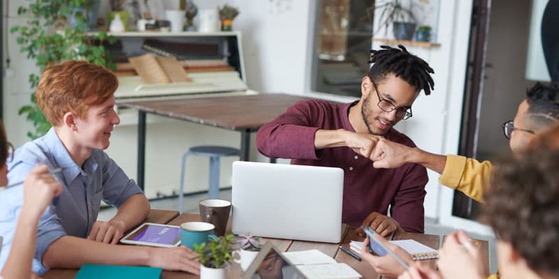 employees-happier-small-company-top